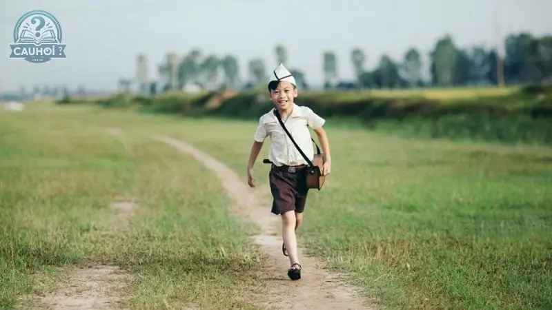 Giới thiệu về nhân vật Lượm Giới thiệu về nhân vật Lượm