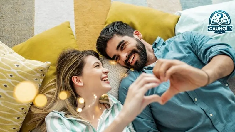 Hạnh phúc là gì? Hạnh phúc là gì?