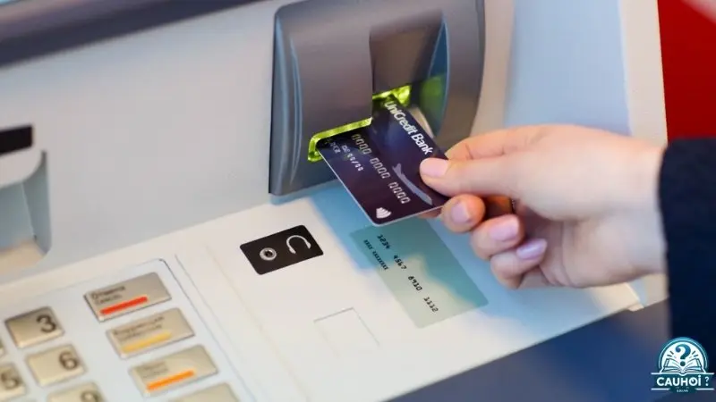 Các bước rút tiền từ máy ATM Các bước rút tiền từ máy ATM