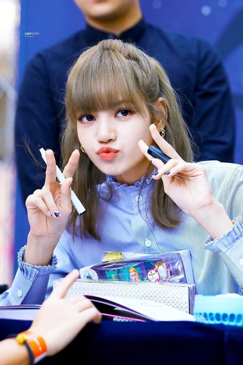 avatar jennie kwan cuốn hút, thần thái chuẩn nữ hoàng Kpop